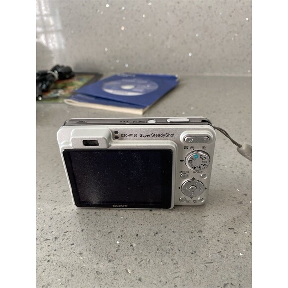 Sony Cybershot DSC-W150 Digital Camera 8.1 W/ Memory Stick & Battery/Charger - Picture 3 of 8